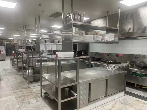 某工厂厨房设备制作安装现场展示